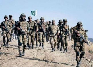 Pakistan ordusunda nöbet değişimi ve ordu-siyaset ilişkileri