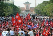 Maocuların gölgesinde Nepal seçimleri