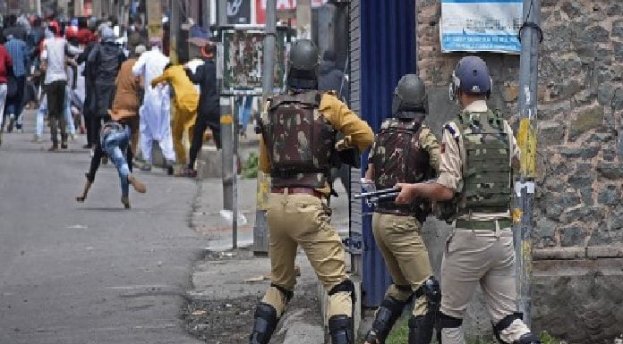 Hindistan’ın Keşmir’i ilhak etmeye hakkı yok!